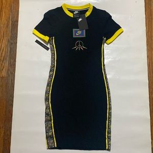 Nike Tech Dress